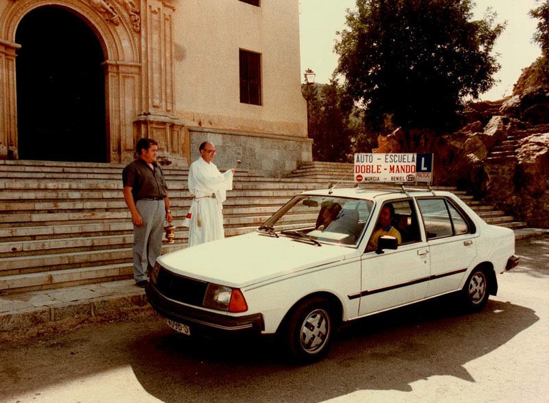 Coche de prácticas de Auto-Escuela Doble Mando, Murcia-Beniel